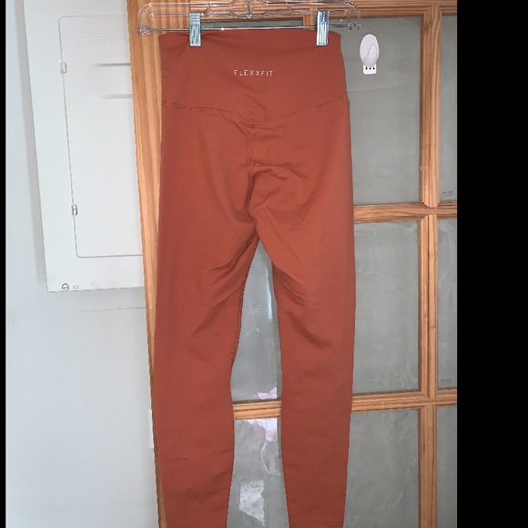 Leggings BUNDLE DEAL (3 pairs) - Picture 4 of 7